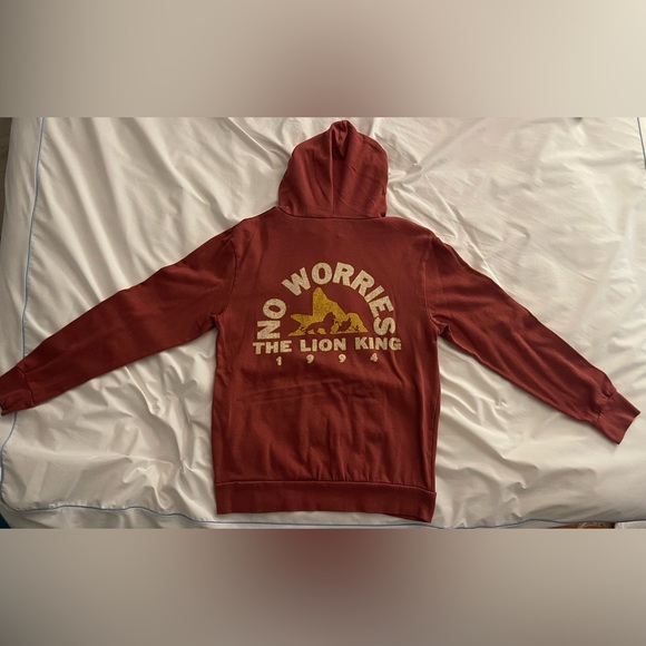 Lion king light hoodie/pull-over - Picture 3 of 4